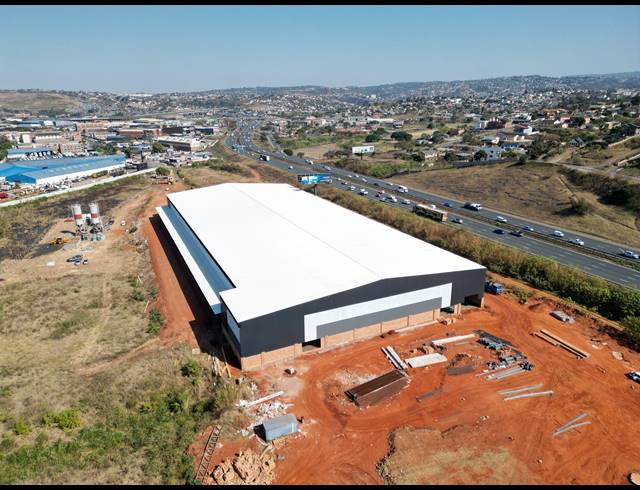 10,601M² WAREHOUSE TO LET IN SPRINGFIELD